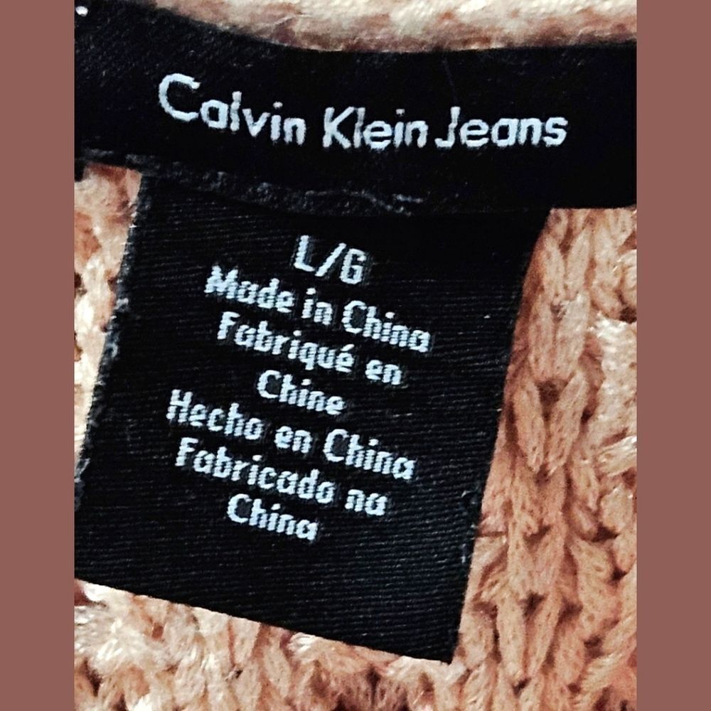 CALVIN KLEIN JEANS New Round Neck CableโKnit Pink Rose Sweater SIZE Large - Picture 11 of 12